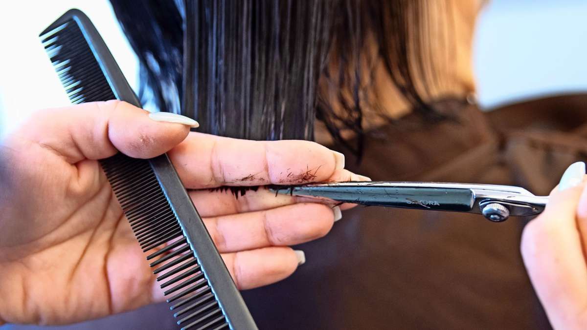 Friseure in Kronach: Testpflicht schreckt die  Kunden ab