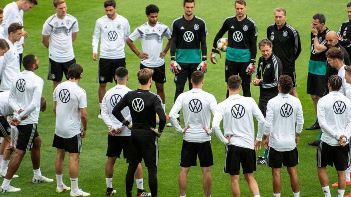 DFB-Team: Deutschland in FIFA-Weltrangliste nun Elfter