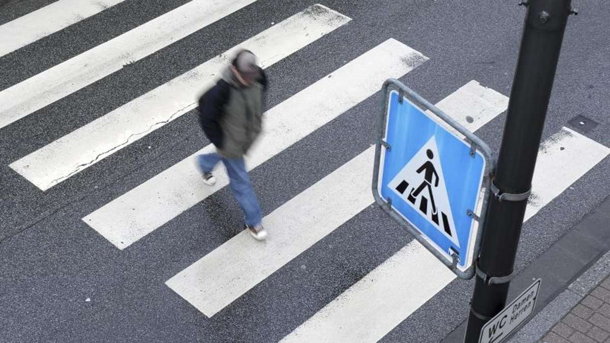 Coburg: Fußgänger auf Zebrastreifen angefahren? Mann belastet seinen Bekannten