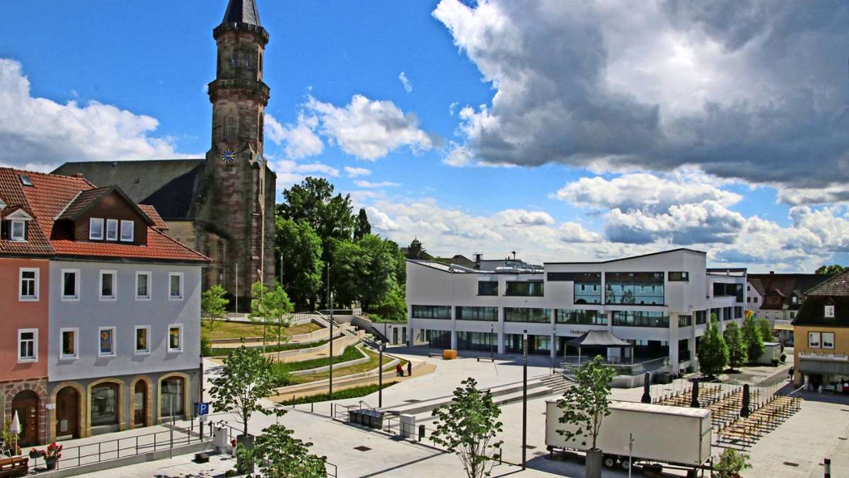 Großer Bahnhof am Samstag: Neustadt feiert neuen  Marktplatz