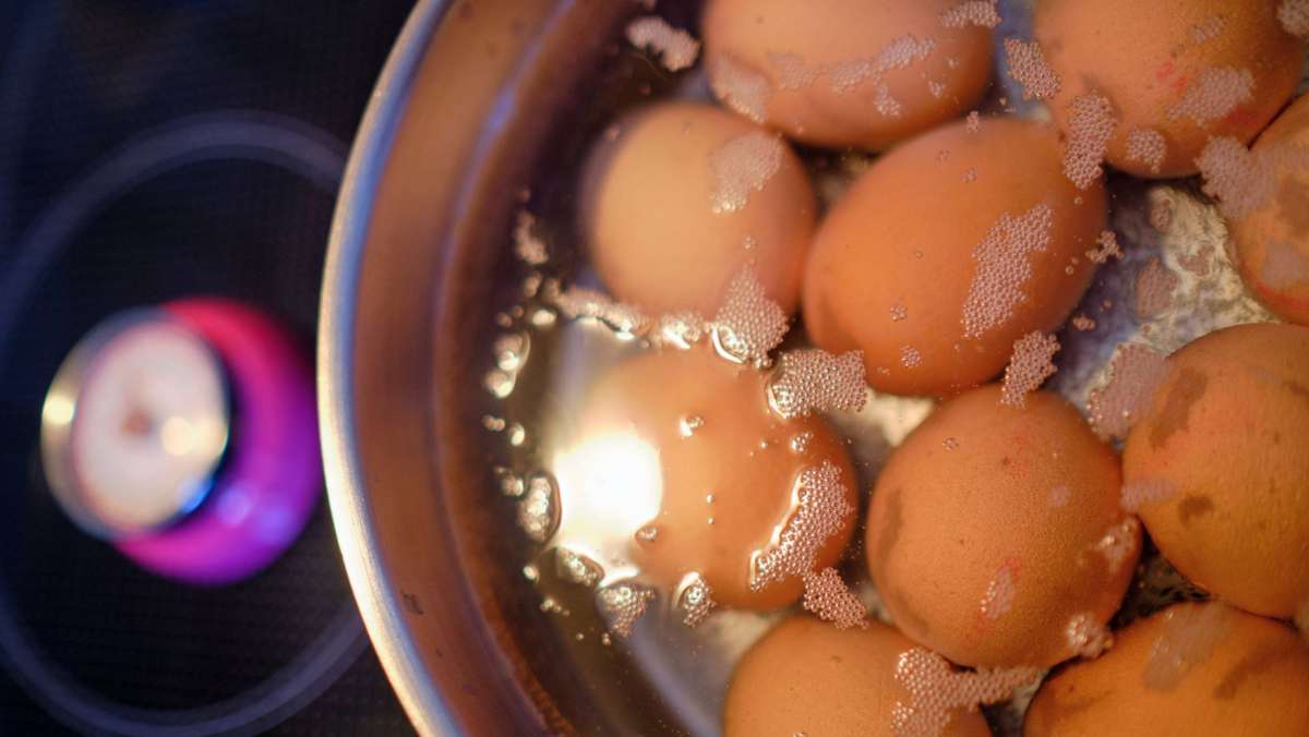 Tipps und Tricks fürs Kochen: Warum Eierwasser nicht weggeschüttet werden sollte
