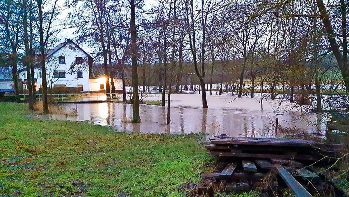 Hochwasser im Landkreis Coburg: Land unter an der Dietersdorfer Mühle