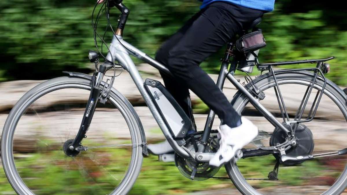 Coburg: Unfall in Coburg: Senior übersieht E-Bike-Fahrerin