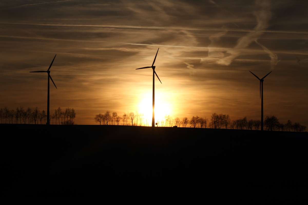 Oberfranken liegt beim Ausbau der Windenergie – wie hier nahe Stemmasgrün im Landkreis Wunsiedel – weit vorne.