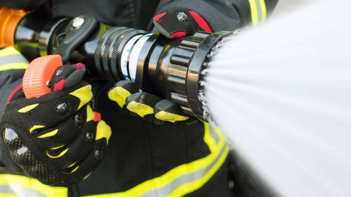 Meeder: Ballenpresse fängt Feuer - 60.000 Euro Schaden entstehen