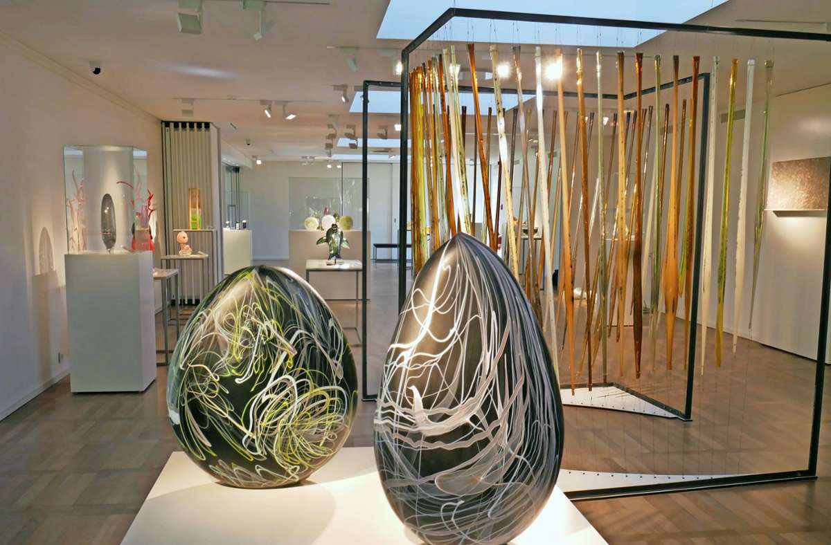Große Stil-Vielfalt aus einem kleinen Land: Glas  aus Dänemark zeigt das Europäische Museum für Modernes   Glas in Rödental.