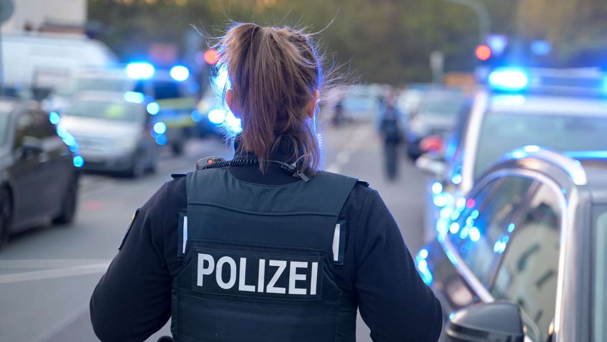 Hessen: Mann und Frau bei Angriff mit Messer verletzt