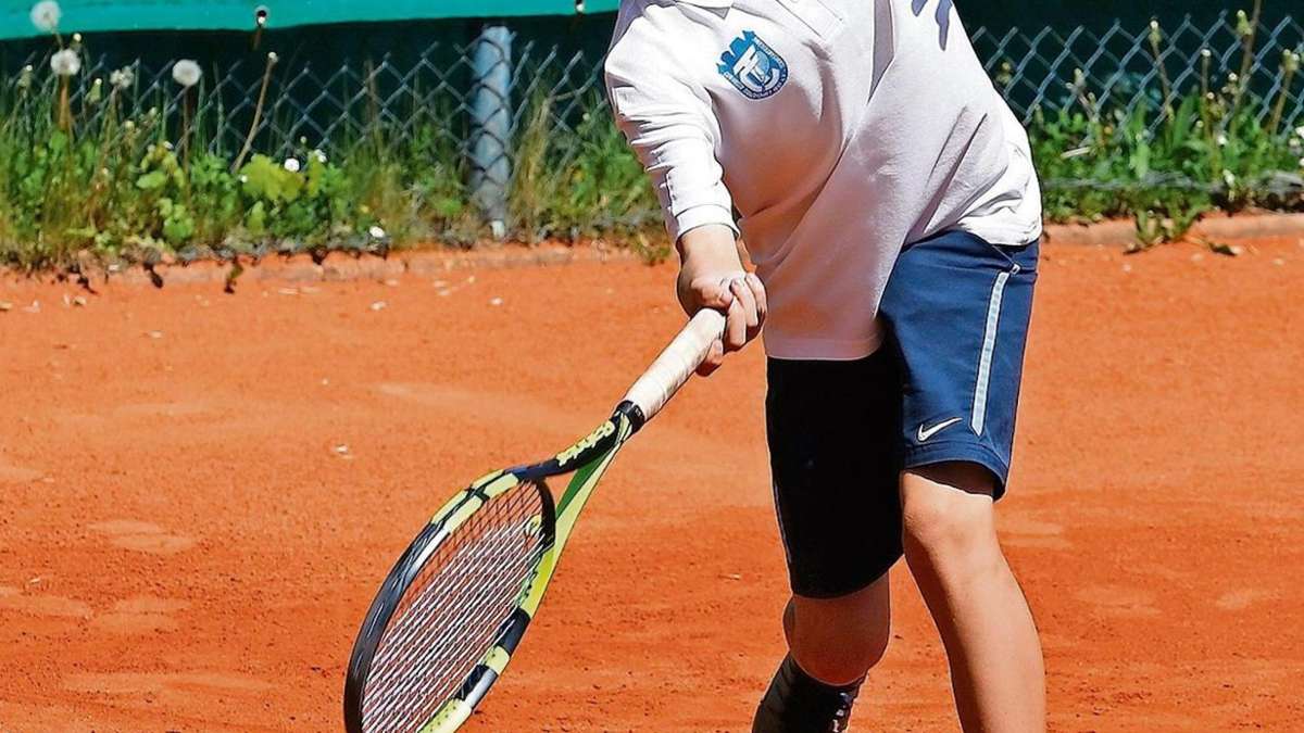 Regionalsport: Alen Mujakic setzt auf Power-Tennis