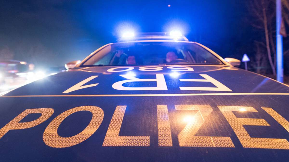 Neubrandenburg: Polizist soll Frauen misshandelt und angezündet haben