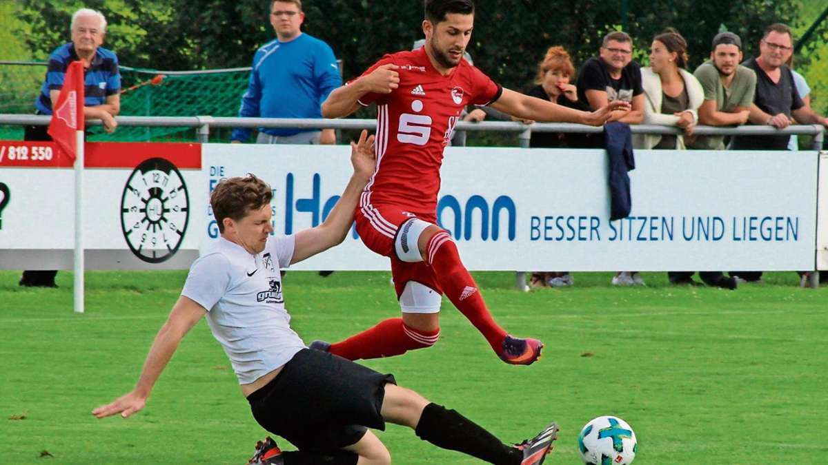 Regionalsport: Derby-Triple in der Bezirksliga