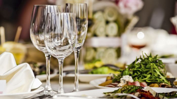 Gastronomie: Eintrittsgeld für den Restaurantbesuch?