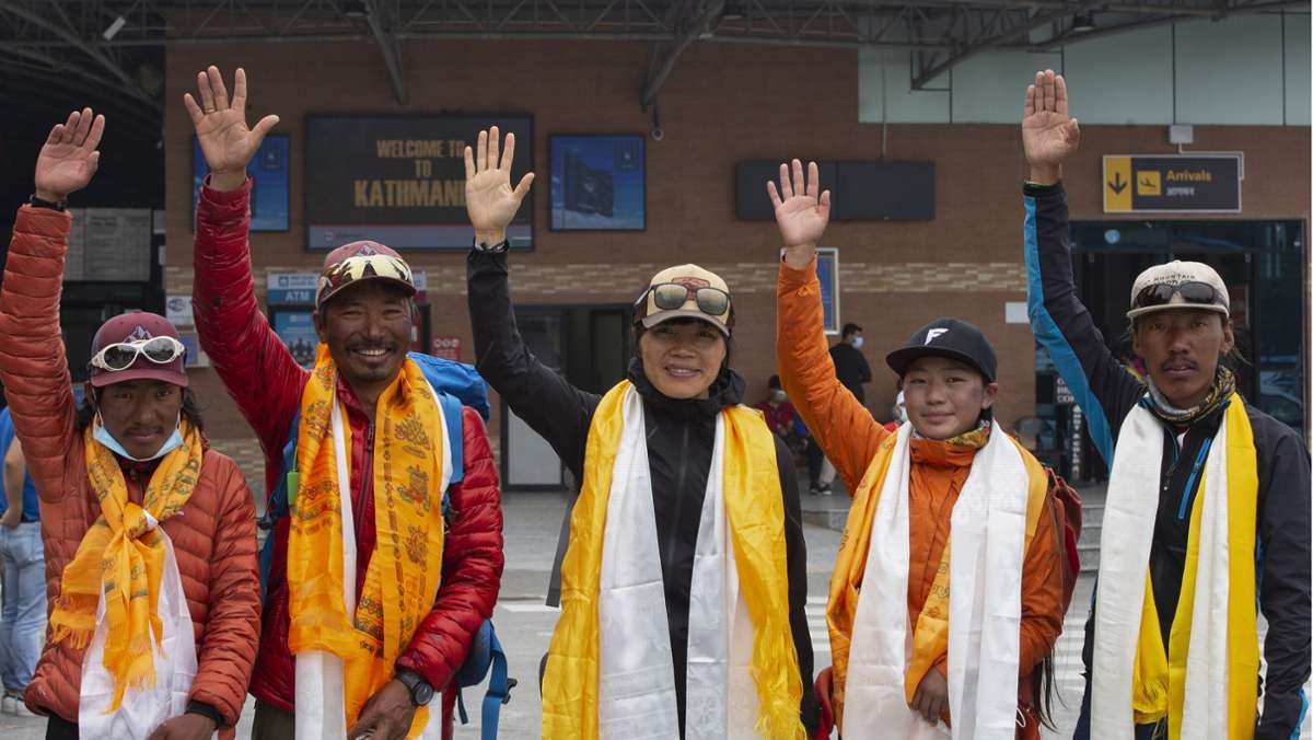 Rekorde auf dem Mount Everest: Schnellste Frau, 25 Aufstiege, 8 Geschwister auf dem Mount Everest