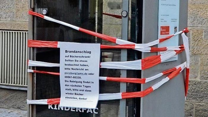 Böller-Anschlag auf öffentlichen Bücherschrank