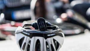 Unfall in Neustadt: Autofahrer übersieht Frau auf E-Bike