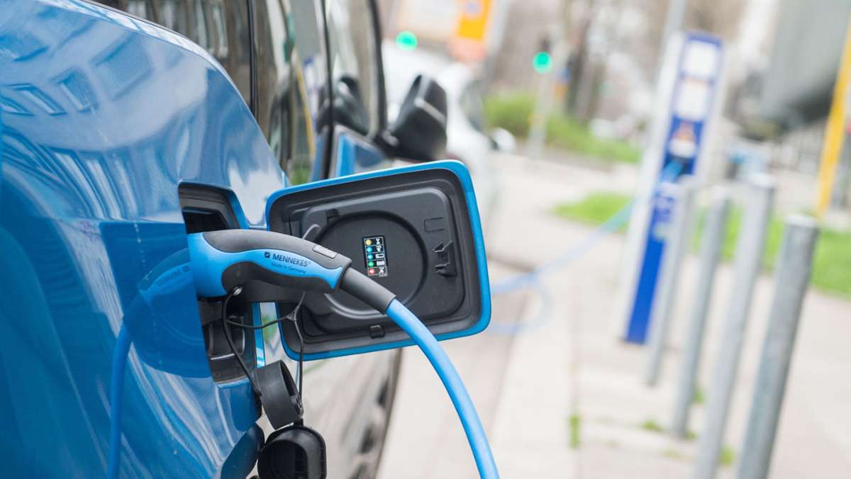 Klimabilanz von Elektroautos: Massive Kritik an Studie zu Elektromobilität