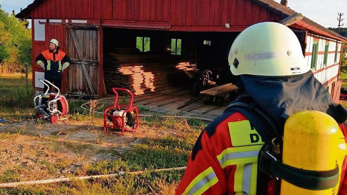 Autenhausen: Feuer verhindert Festumzug