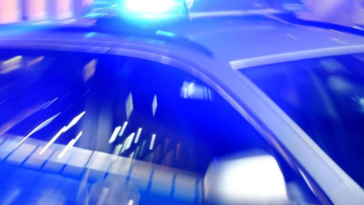 Bad Staffelstein: Corona: Oberfranke hustet Autofahrer auf Parkplatz absichtlich an
