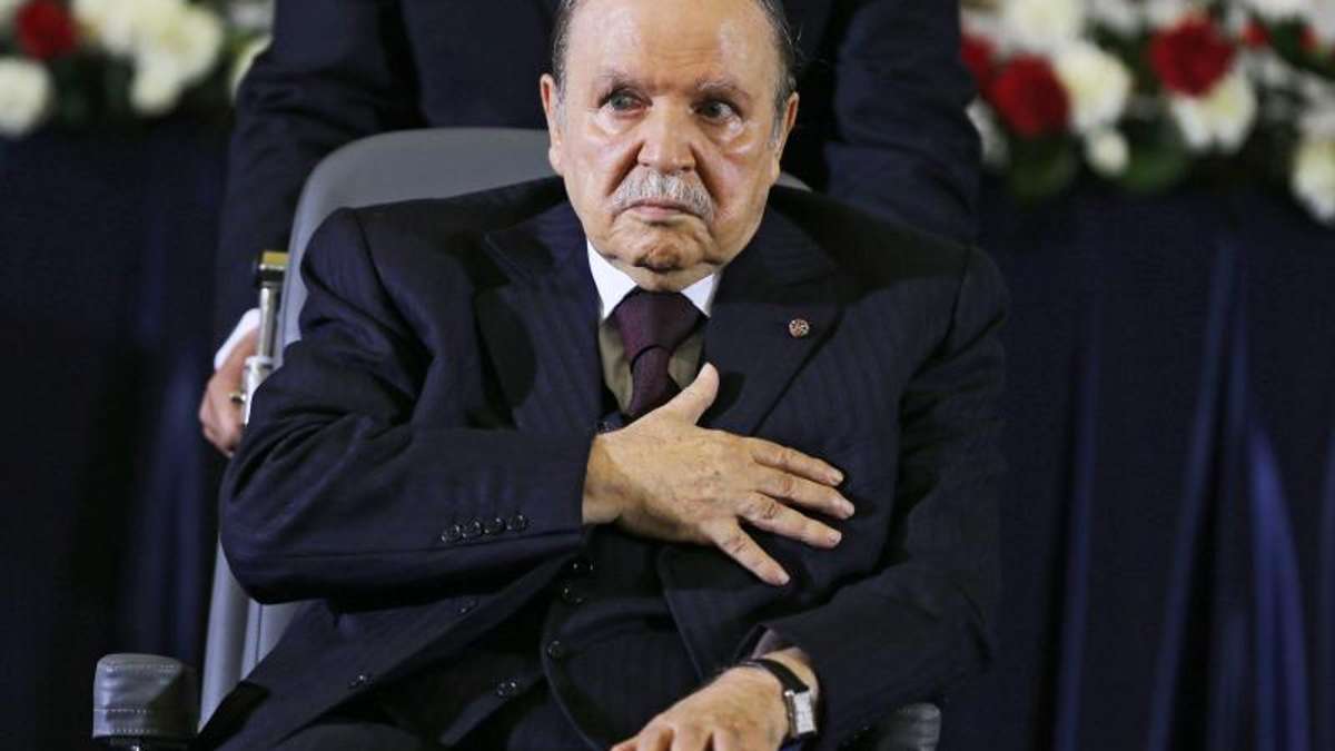 Reaktion auf Massenproteste: Algeriens Präsident Bouteflika kündigt Rücktritt an