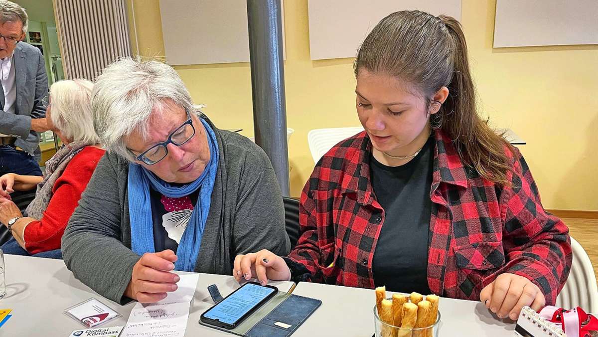 Ältere lernen von Jüngeren : Digital-Café für Senioren in Haßfurt