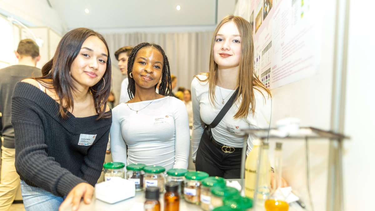 Jugend forscht: Coburger Trio mischt die Chemie auf