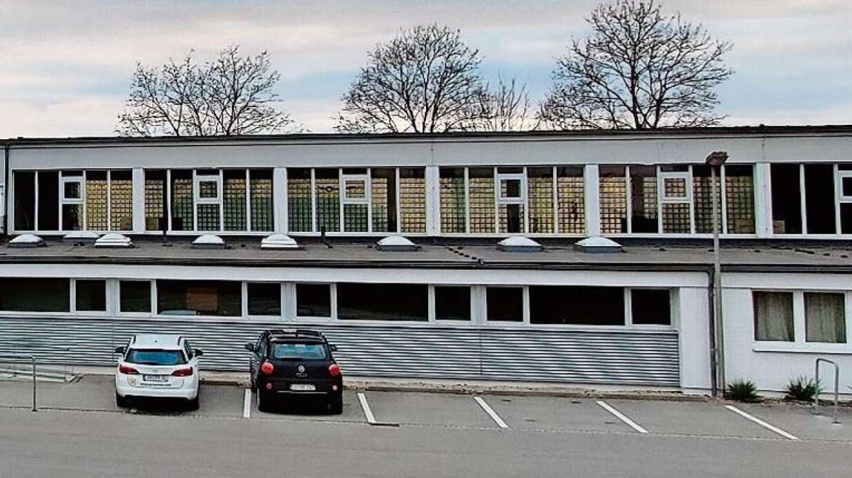 Weitramsdorf: Schulturnhalle sorgt für Kontroverse in Weitramsdorf