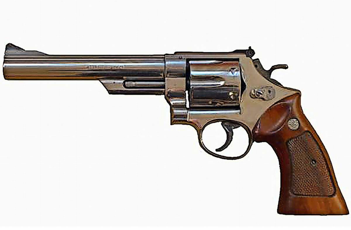 Kerstin P. hat ihre Waffen abgegeben, darunter ein Revolver im Kaliber .44 Magnum. Foto: picture alliance/dpa/Metropolitan Police