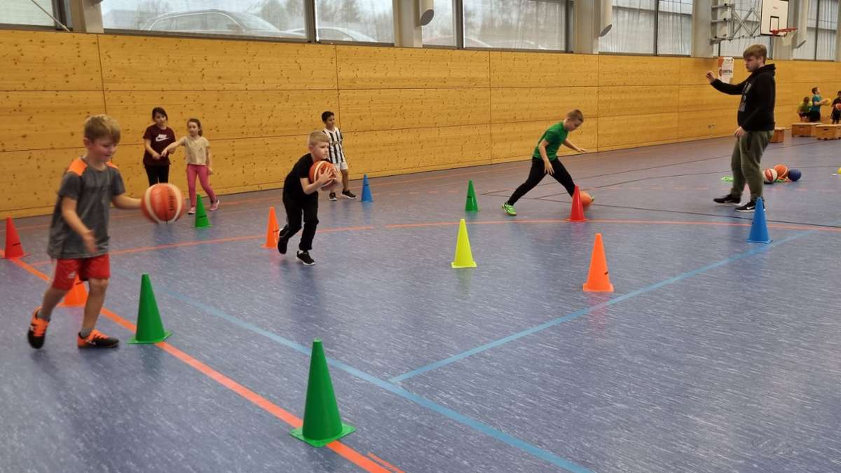 Sportprojekt an Grundschule Ebersdorf: Eine Aktion, die einfach Spaß macht