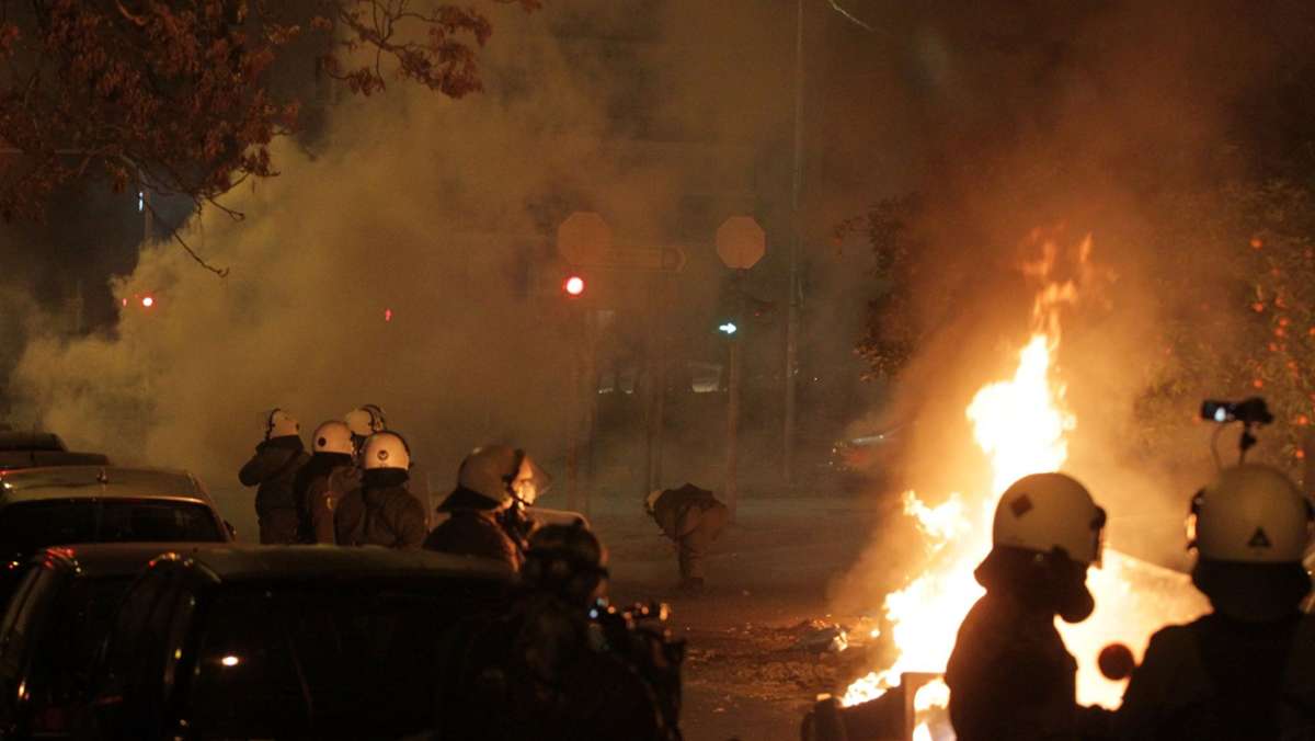 Krawalle in Griechenland: Verletzte und Festnahmen bei schweren Ausschreitungen in Athen