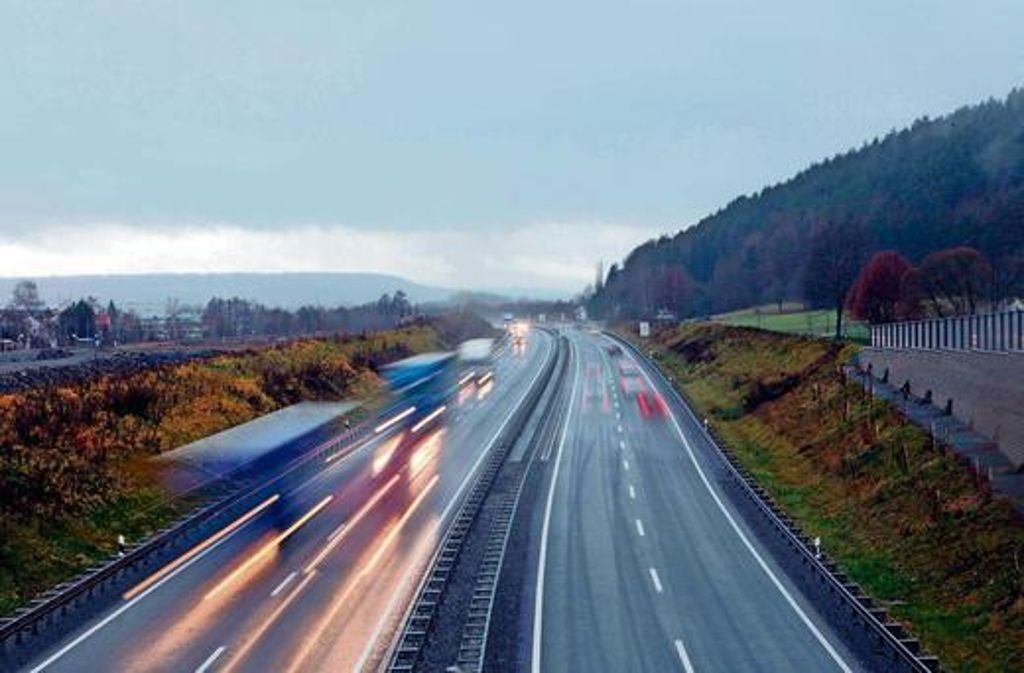 Der vierspurige Ausbau der B 173 von Kronach bis Lichtenfels soll im Bundesverkehrswegeplan 2015 im vordringlichen Bedarf zu finden sein.