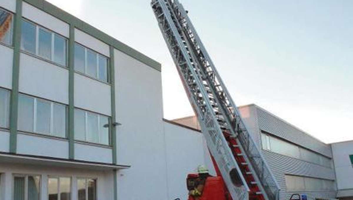 Lichtenfels: Brand auf der A 73: Feuerwehrübung wird zum Ernstfall