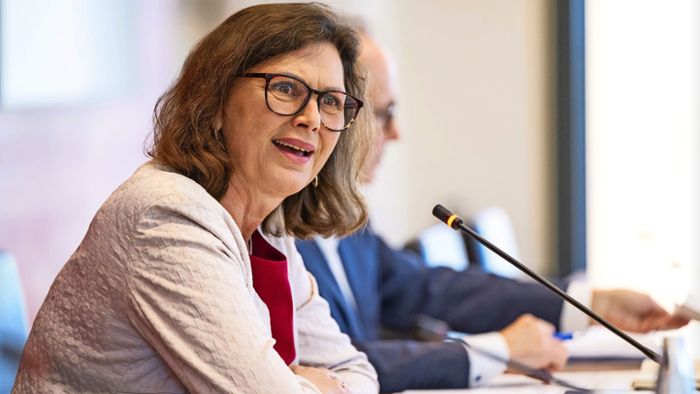 Bayerische Landtagspräsidentin: Zweite Amtszeit von   Ilse Aigner wird hitzig