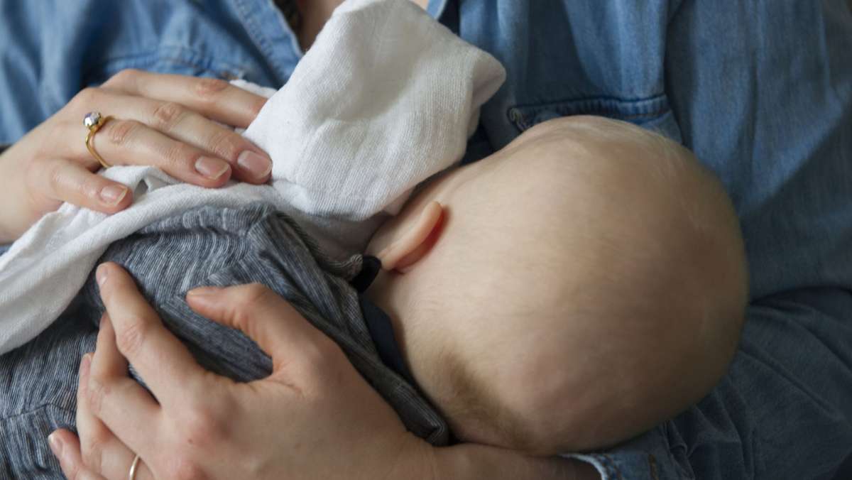 Keine Gefahr für Säuglinge: WHO empfiehlt Stillen trotz Corona-Infektion oder -Impfung