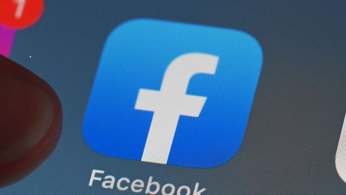 Entscheidung des Oberlandesgerichts Karlsruhe: Facebook muss vor Kontokündigung abmahnen