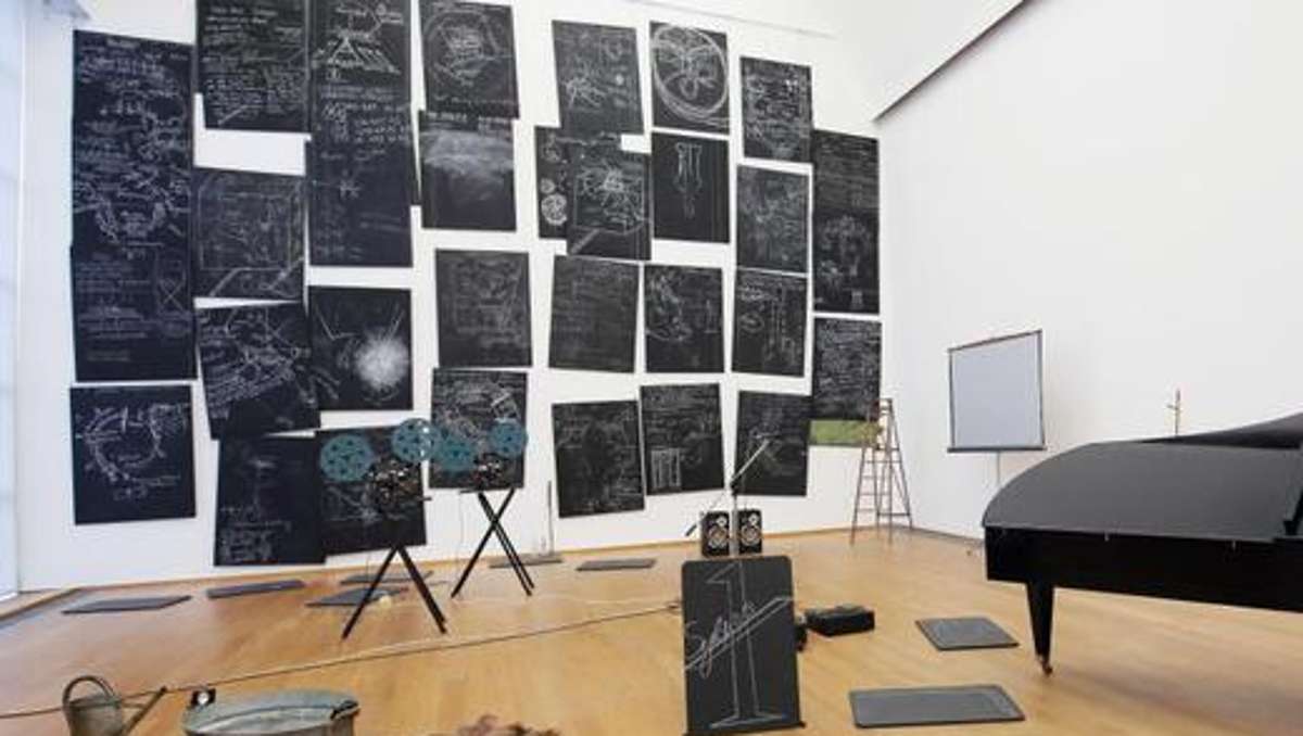 Feuilleton: Legendäres Beuys-Werk zieht nach Berlin um
