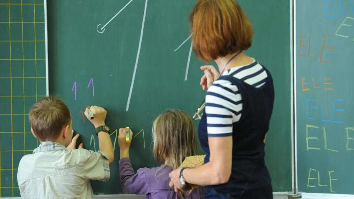 Berlin/Hof: Den deutschen Grundschulen mangelt es an 1000 Rektoren
