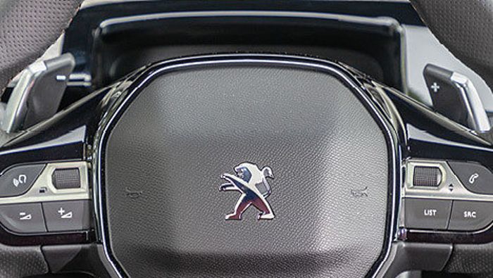 Peugeot 508: Vive la Coupé!