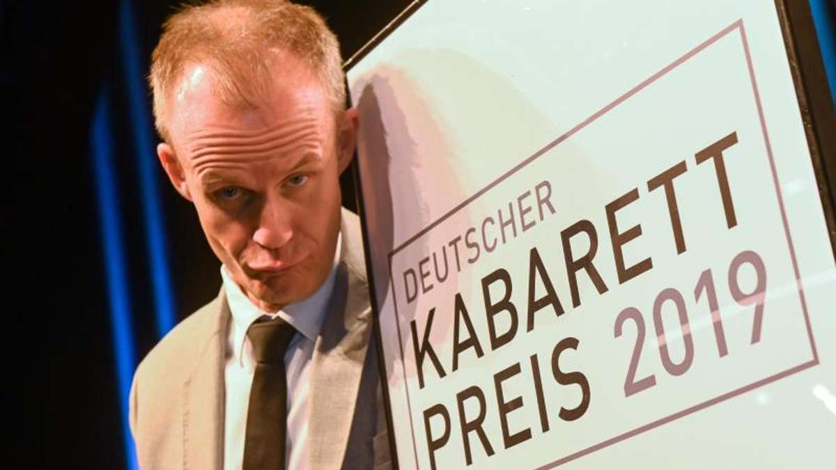 Feuilleton: Max Uthoff mit Deutschem Kabarettpreis 2019 ausgezeichnet