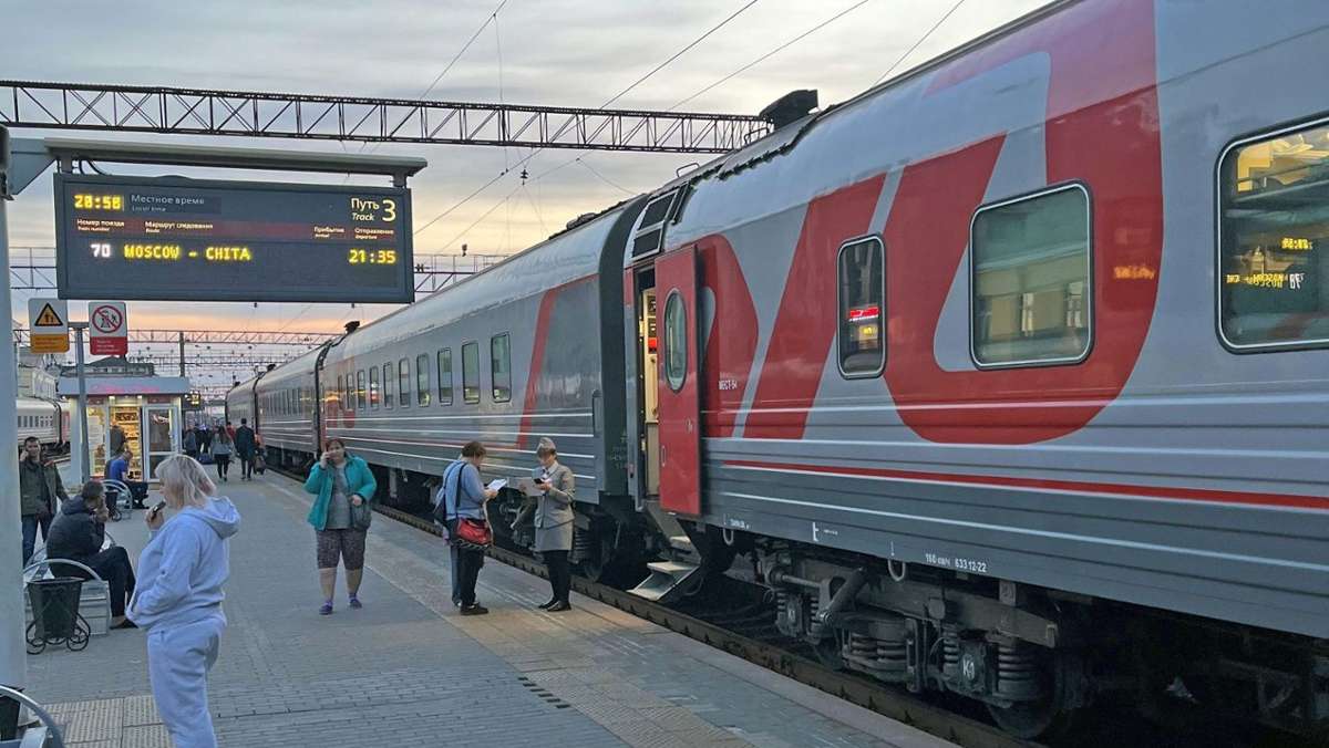 Die Transsibirische Eisenbahn ist mit neuen Waggons selbst in der 3. Klasse ausgestattet.  Foto: Peter Tischer/Konrad Sünkel