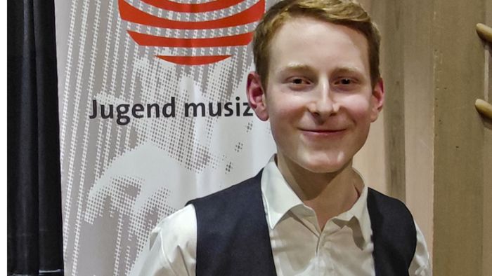 „Jugend musiziert“ : 15-Jähriger aus Dörnach begeistert Opernsänger