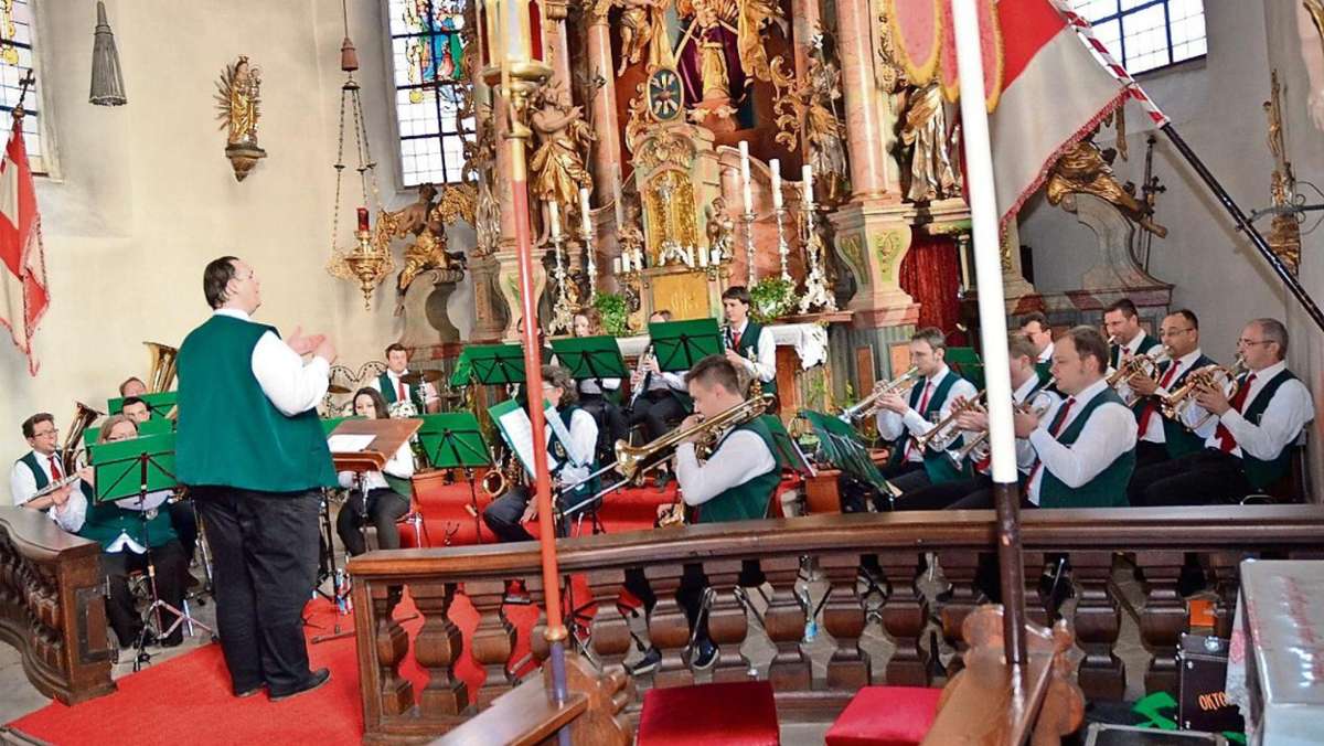 Glosberg: Böhmische Blasmusik in der Wallfahrtskirche