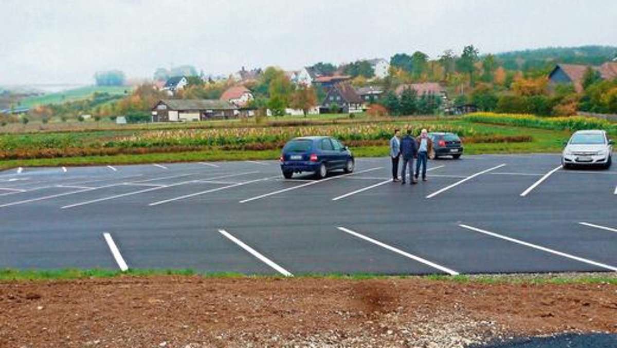 Lichtenfels: Vergrößerter Parkplatz als Standortfaktor