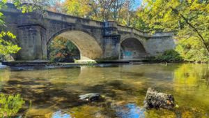 Coburger Judenbrücke: Ufermauern  teils einsturzgefährdet