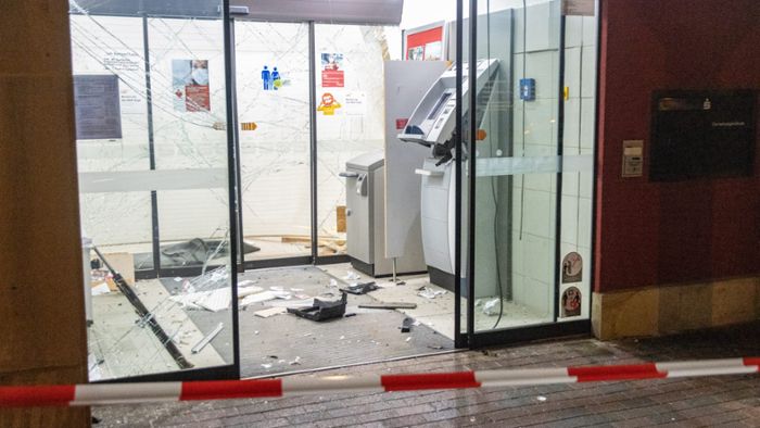 Oberfranken: Unbekannte sprengen Geldautomat in Zapfendorf im Landkreis Bamberg