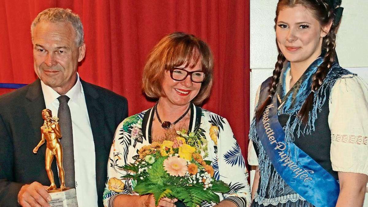 Neustadt: Ein Oscar für die Grande Dame