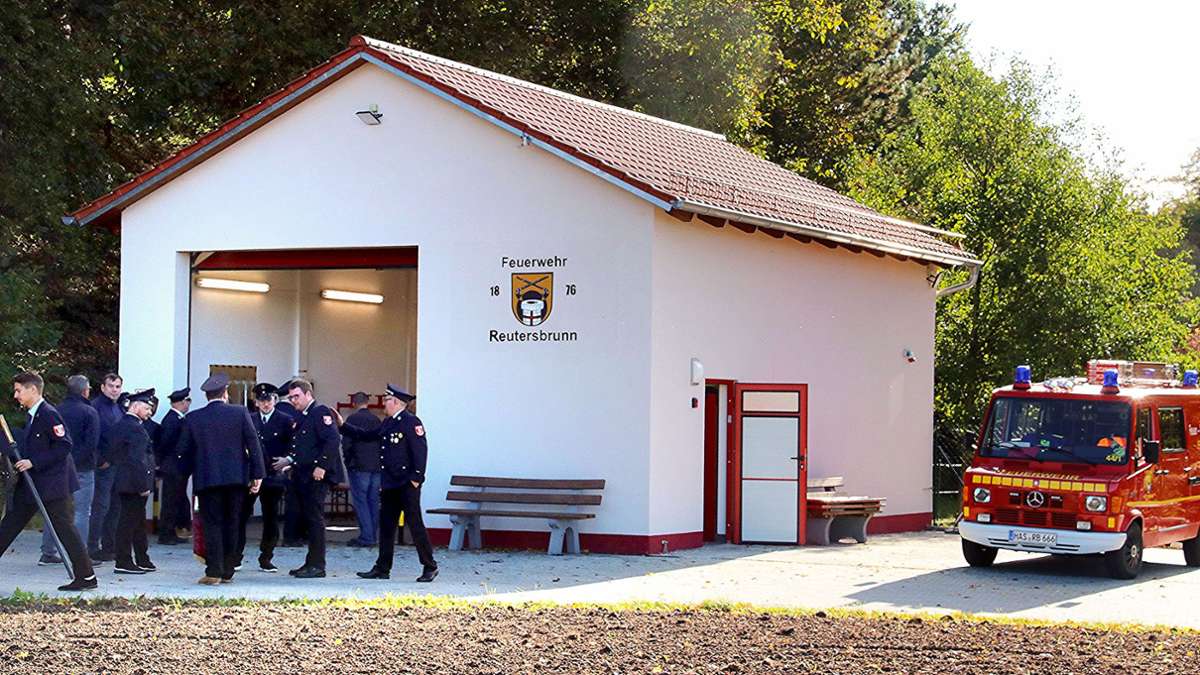 Neues Feuerwehrhaus: 1300 Stunden Eigenleistung