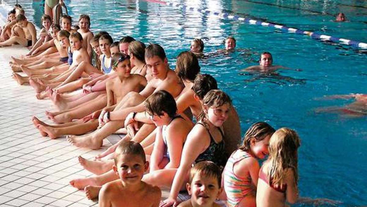 Lichtenfels: Kein Geld für Schwimmunterricht
