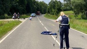 Motorradfahrer lebensgefährlich verletzt 
