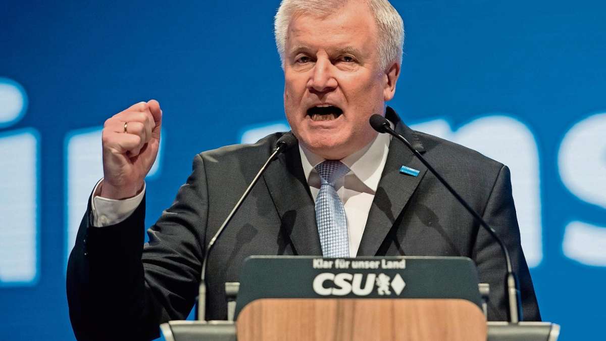 Länderspiegel: Seehofer bringt die CSU auf Wahlkampfmodus