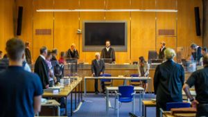 Versuchter Totschlag am Goldbergsee? Sechs Männer vor Gericht