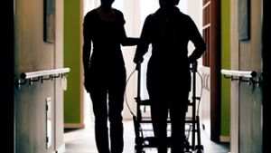 Fachkräftemangel in der Altenpflege weiter gestiegen